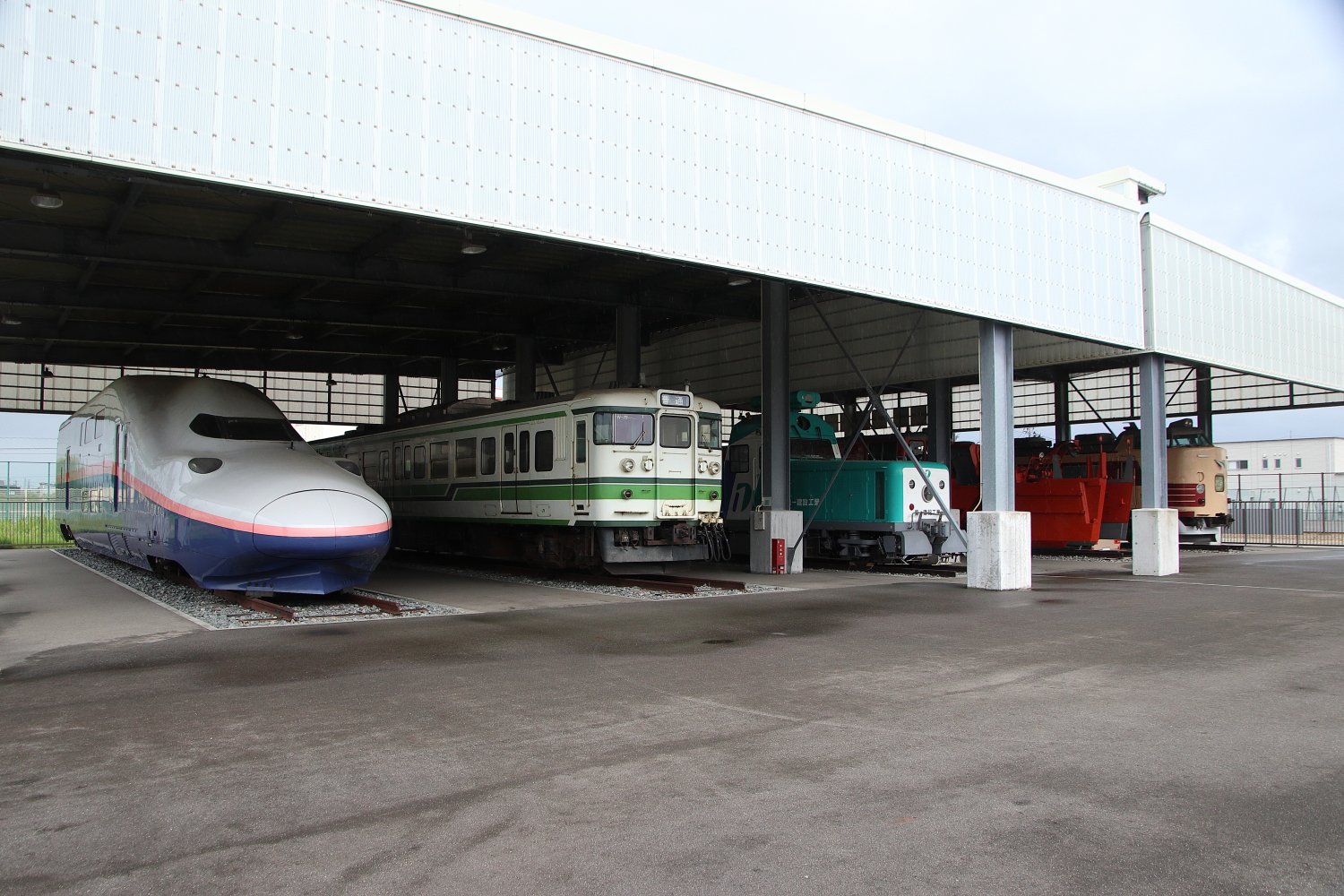 新津鉄道記念館の展示車両